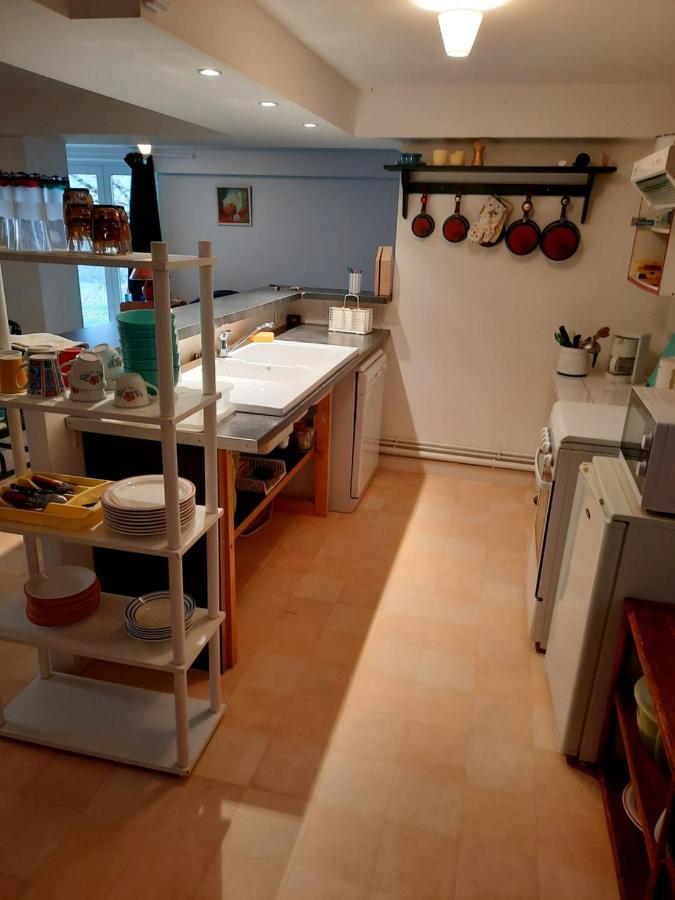 Les Coteaux De Planeze, Chambre Pour 2, 3 Ou Famille Nombreuse 2 Adultes 5 Enfants Et Jeunes Belmont-Bretenoux Exterior photo